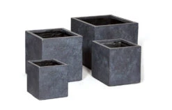 Plantenbak Arizona Cubi - L34 X B34 X H30cm - Donkergrijs 6 Plantenbak Arizona Cubi - L34 X B34 X H30cm - Donkergrijs -Gardena Verkoop arizona cubi graphite w34h30 plantenbak 6 8