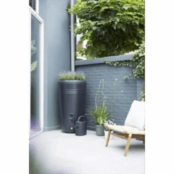 Elho Regenton - Green Basics - 200L - Zwart 12 Elho Regenton - Green Basics - 200L - Zwart -Gardena Verkoop elho regenton green basics 200l zwart 4 1