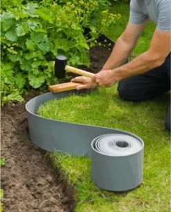 Tuinborderrand PE Grijs 3mm - 10x0,15m - Nature -Gardena Verkoop tuinborderrand pe grijs 3mm 10x0 15m nature 3